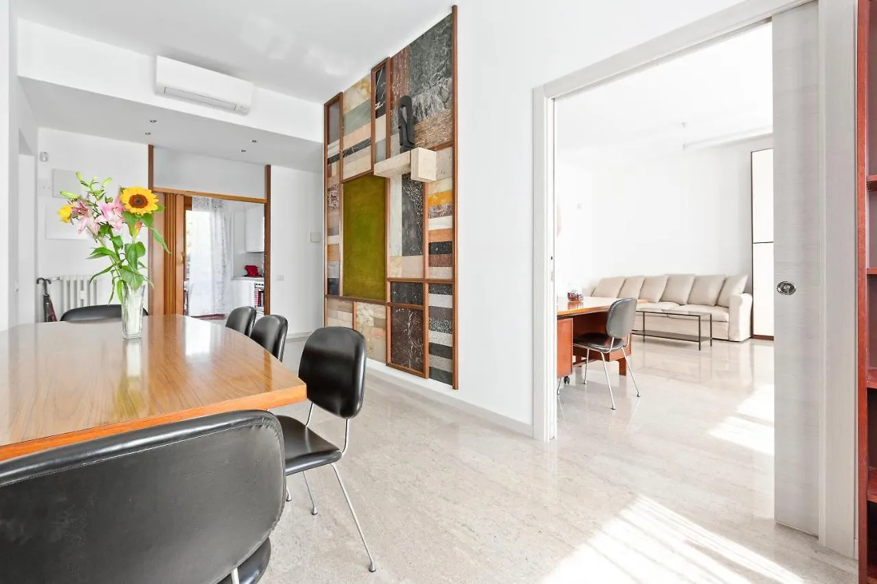 דירות מילאנו Istria & Zara Flat With Private Parking